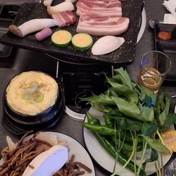 피드에 업로드 된 이미지