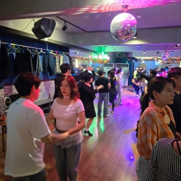 피드에 업로드 된 이미지