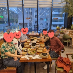피드에 업로드 된 이미지