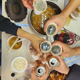 피드에 업로드 된 이미지