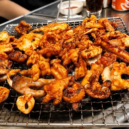 피드에 업로드 된 이미지