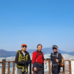 피드에 업로드 된 이미지