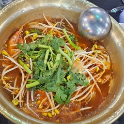 피드에 업로드 된 이미지