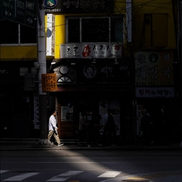 피드에 업로드 된 이미지