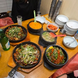 피드에 업로드 된 이미지