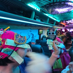 피드에 업로드 된 이미지