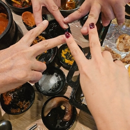 피드에 업로드 된 이미지