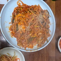 피드에 업로드 된 이미지