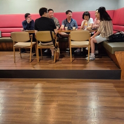 피드에 업로드 된 이미지