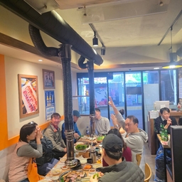 피드에 업로드 된 이미지