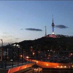 피드에 업로드 된 이미지