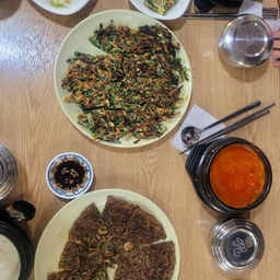 피드에 업로드 된 이미지