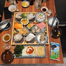 피드에 업로드 된 이미지