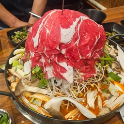 피드에 업로드 된 이미지