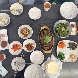 피드에 업로드 된 이미지