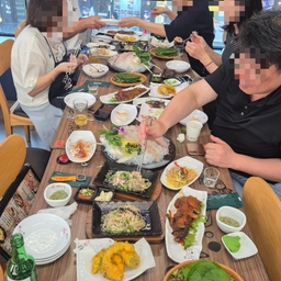 피드에 업로드 된 이미지