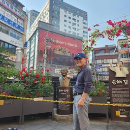 피드에 업로드 된 이미지