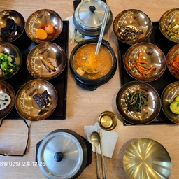 피드에 업로드 된 이미지