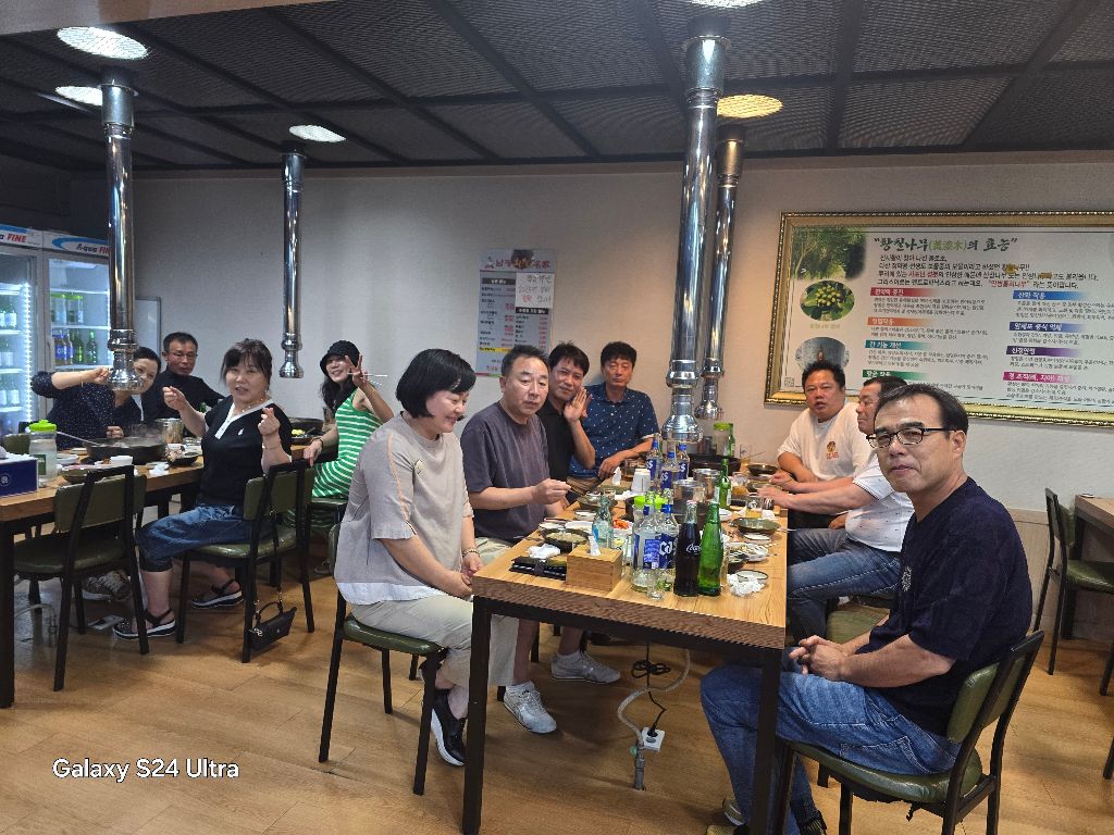 피드에 업로드 된 이미지