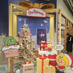 피드에 업로드 된 이미지