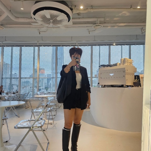 피드 이미지