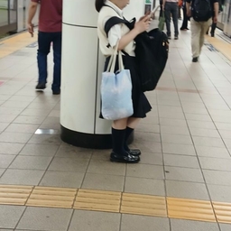 피드에 업로드 된 이미지