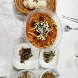피드에 업로드 된 이미지
