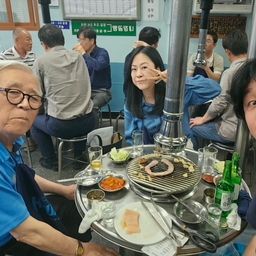 피드에 업로드 된 이미지