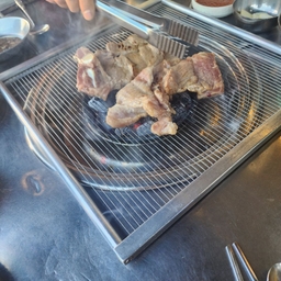 피드에 업로드 된 이미지