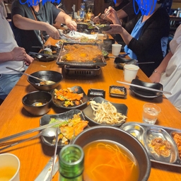 피드에 업로드 된 이미지
