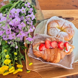 피드에 업로드 된 이미지