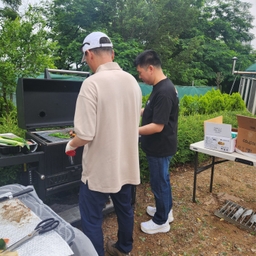 피드에 업로드 된 이미지