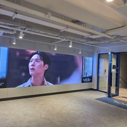 피드에 업로드 된 이미지