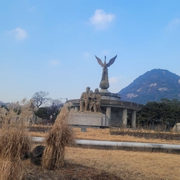 피드에 업로드 된 이미지