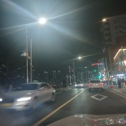 피드에 업로드 된 이미지