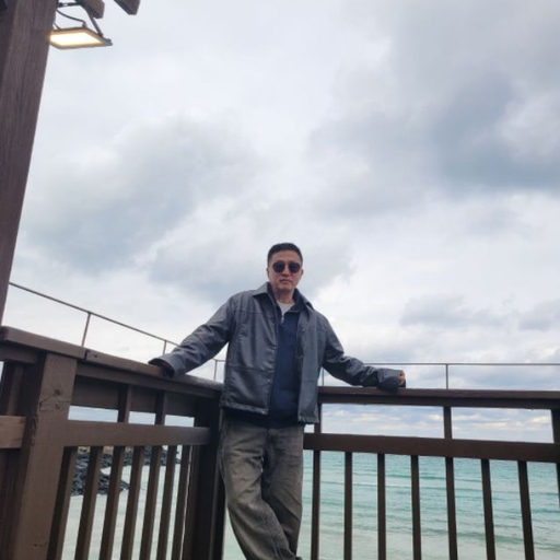 ํผ๋ ์ด๋ฏธ์ง