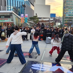 피드에 업로드 된 이미지