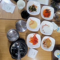 피드에 업로드 된 이미지