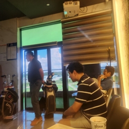 피드에 업로드 된 이미지