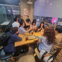 피드에 업로드 된 이미지