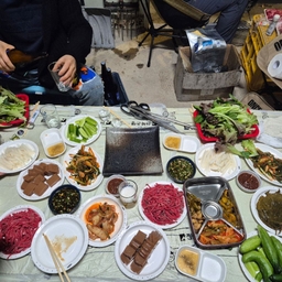 피드에 업로드 된 이미지