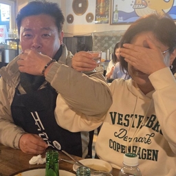 피드에 업로드 된 이미지