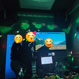 피드에 업로드 된 이미지