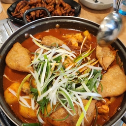 피드에 업로드 된 이미지