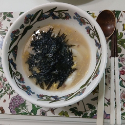 피드에 업로드 된 이미지