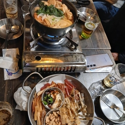 피드에 업로드 된 이미지