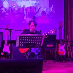 피드에 업로드 된 이미지