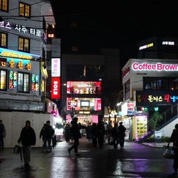 피드에 업로드 된 이미지