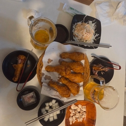 피드에 업로드 된 이미지