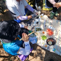 피드에 업로드 된 이미지